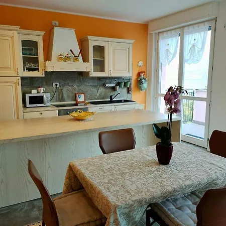 Pierino's House - With View *